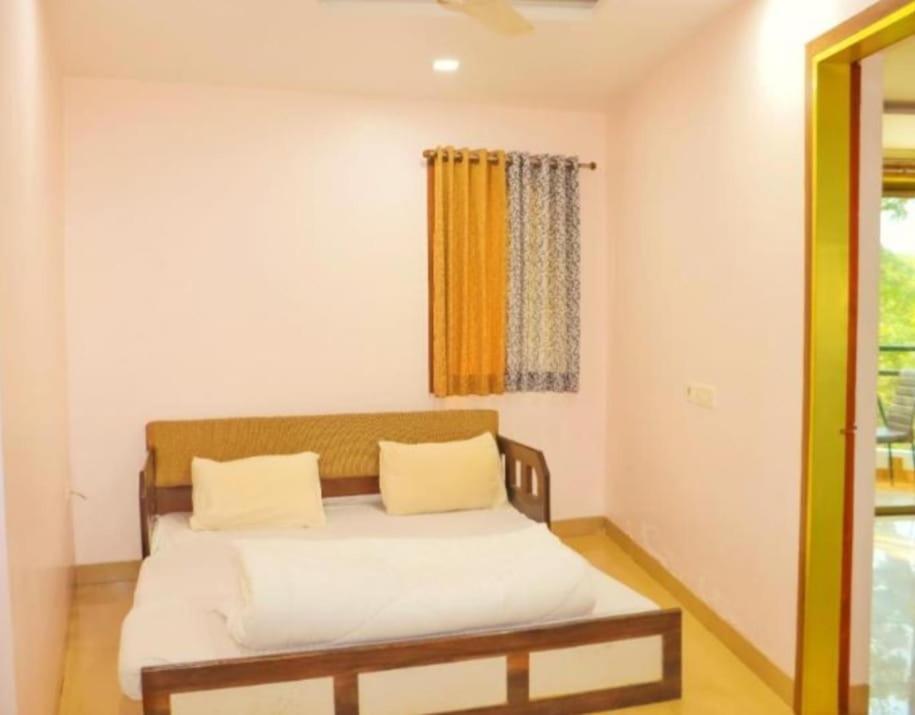 Hotel Laxmi Residency Lonavala Ngoại thất bức ảnh