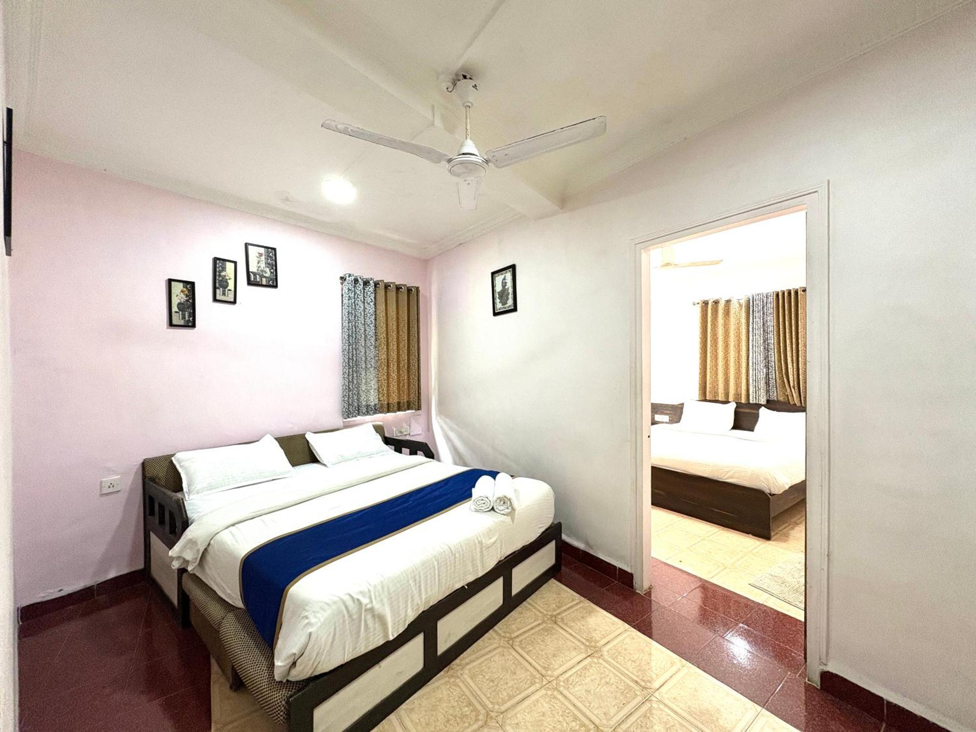 Hotel Laxmi Residency Lonavala Ngoại thất bức ảnh