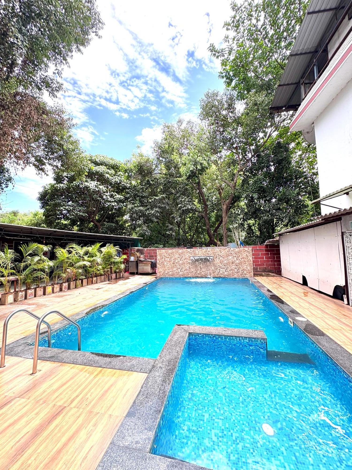 Hotel Laxmi Residency Lonavala Ngoại thất bức ảnh