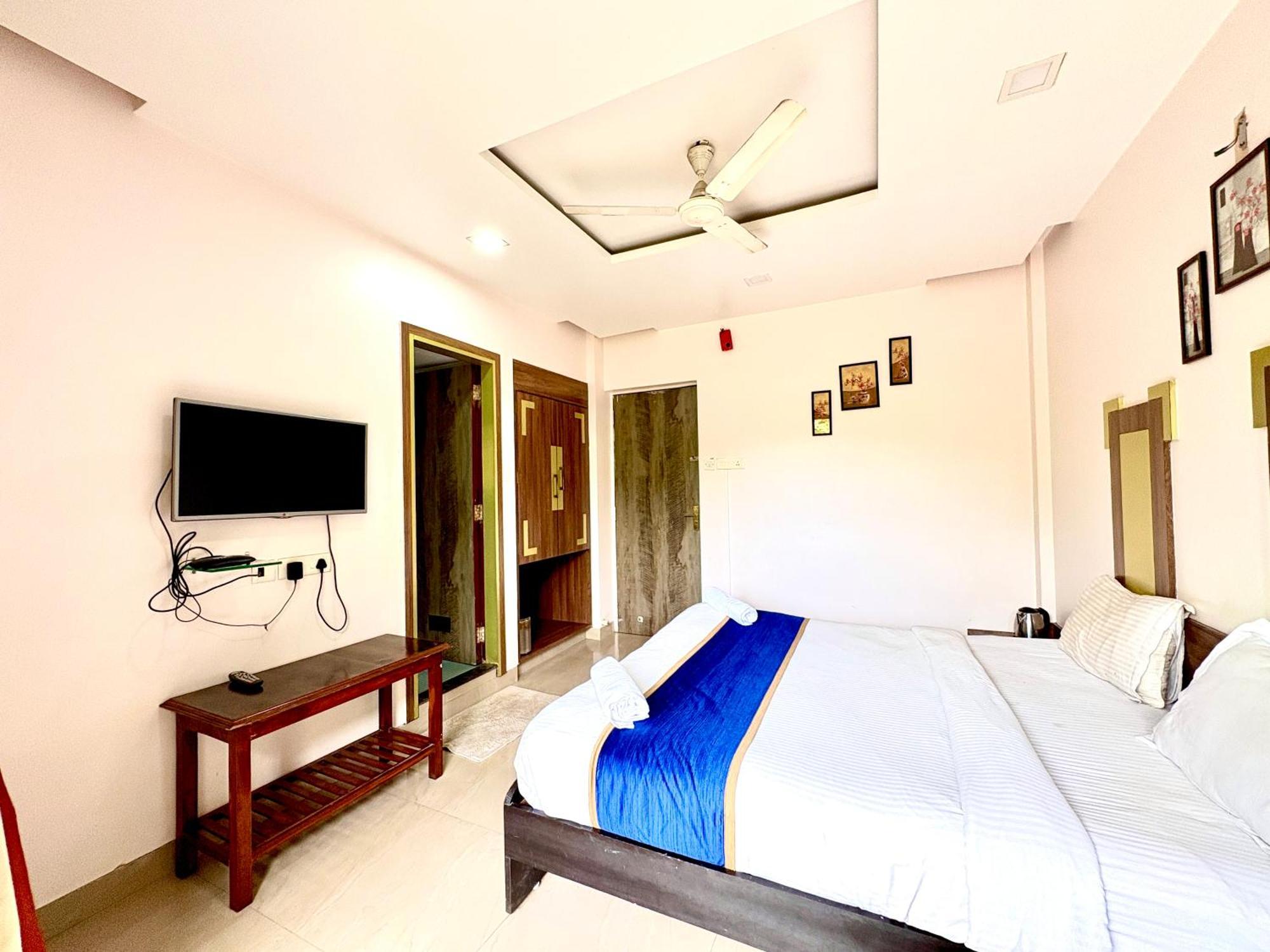Hotel Laxmi Residency Lonavala Ngoại thất bức ảnh