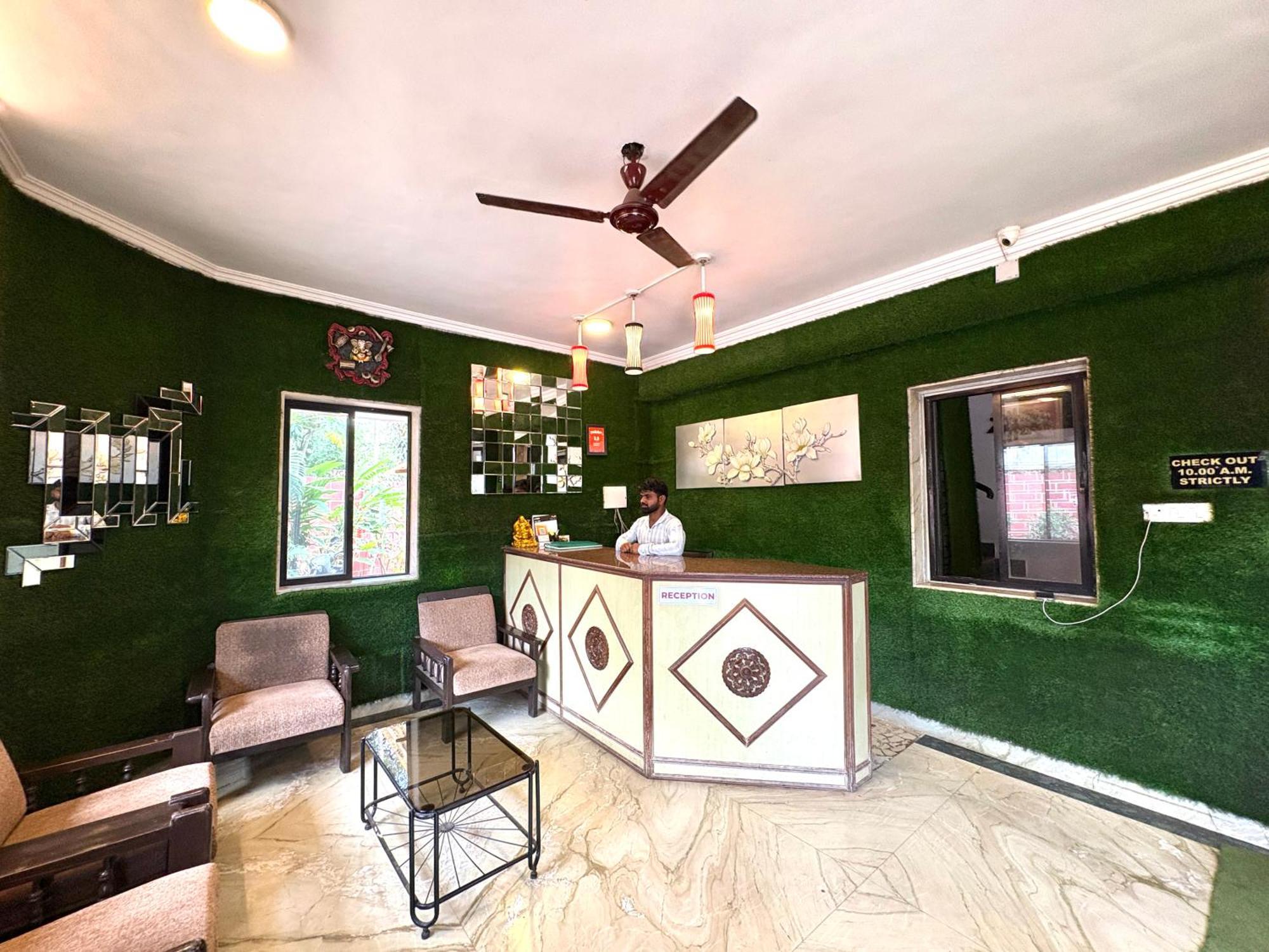 Hotel Laxmi Residency Lonavala Ngoại thất bức ảnh